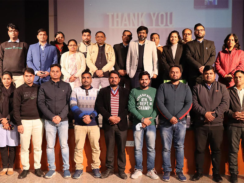 Advanced Chemistry Lab Session