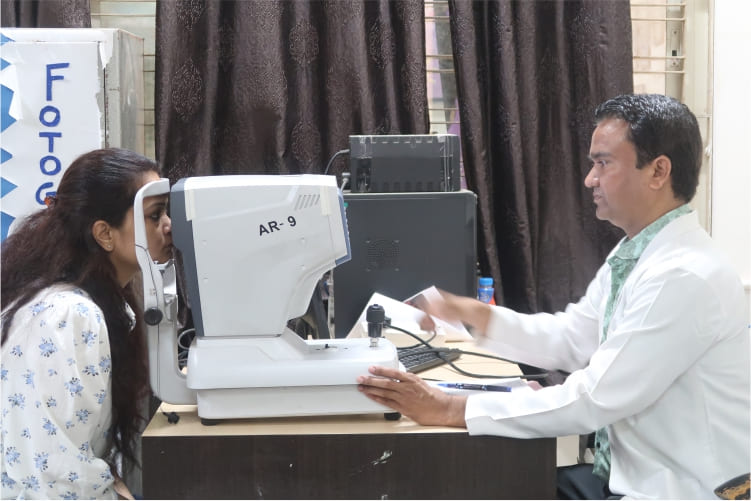 Blood donation camp at World Pharmacists Day 2026 with Agrawal Blood Bank, Career Point University Kota