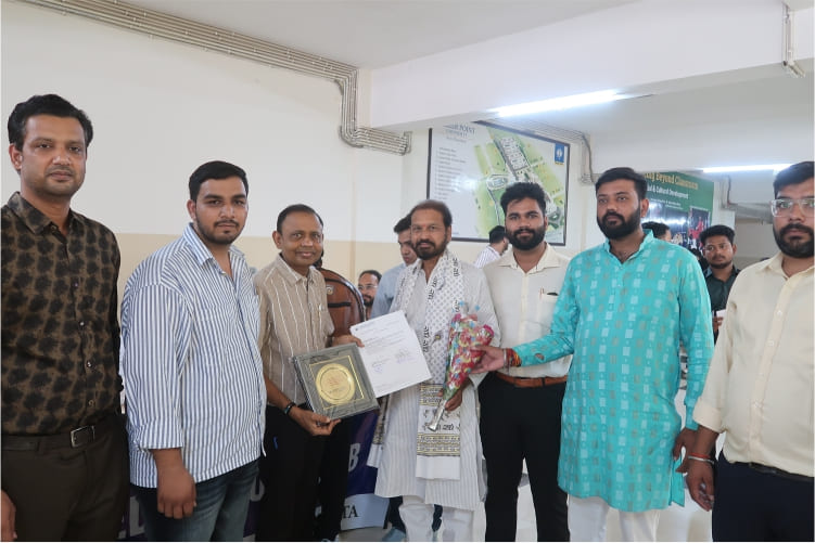 AMR and medicine awareness rally by pharmacy students of Career Point University Kota